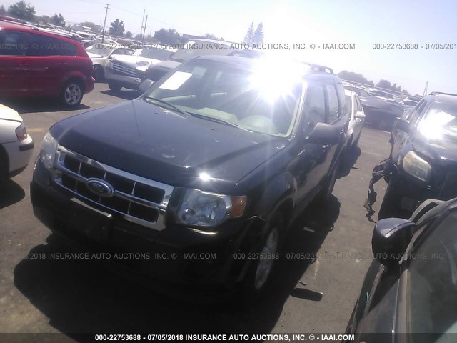 1FMCU9C71BKA99722 - 2011 FORD ESCAPE XLS BLACK photo 2