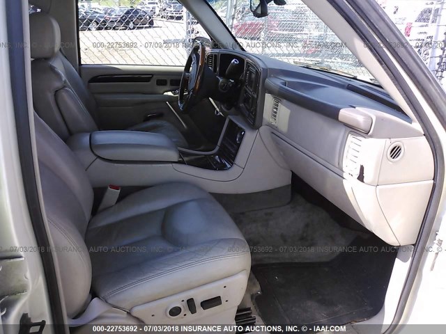 1GYEK63N33R298029 - 2003 CADILLAC ESCALADE LUXURY თეთრი ფოტო 5