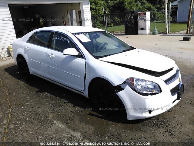 1G1ZH57B694163643 - 2009 CHEVROLET MALIBU 1LT WHITE photo 1