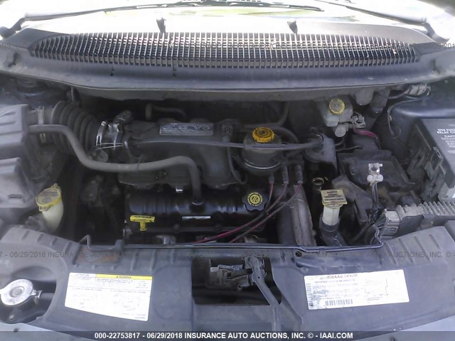 1C4GJ25382B586755 - 2002 CHRYSLER VOYAGER BLUE photo 10