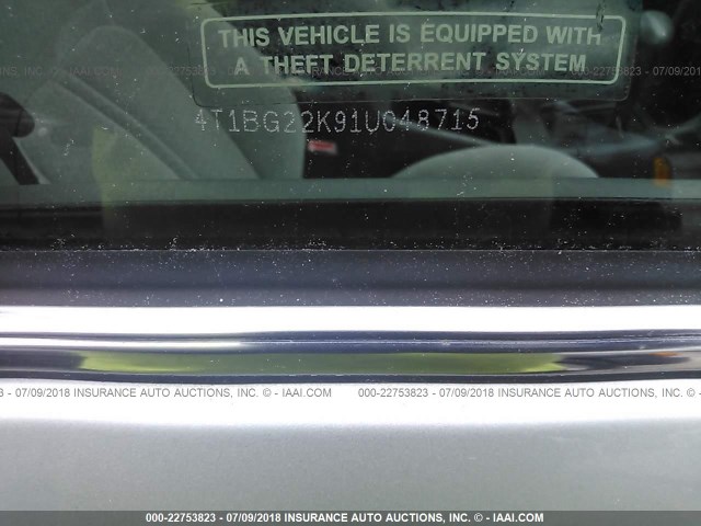 4T1BG22K91U048715 - 2001 TOYOTA CAMRY CE/LE/XLE ნაცრისფერი ფოტო 9