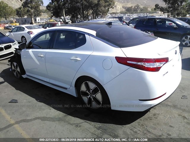 KNAGM4AD2C5009718 - 2012 KIA OPTIMA HYBRID WHITE photo 3