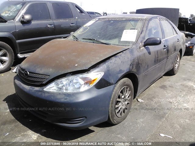 JTDBE32K730232352 - 2003 TOYOTA CAMRY LE/XLE BLACK photo 2