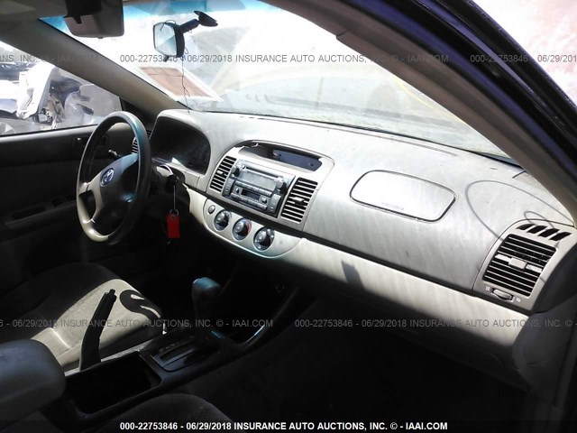 JTDBE32K730232352 - 2003 TOYOTA CAMRY LE/XLE BLACK photo 5