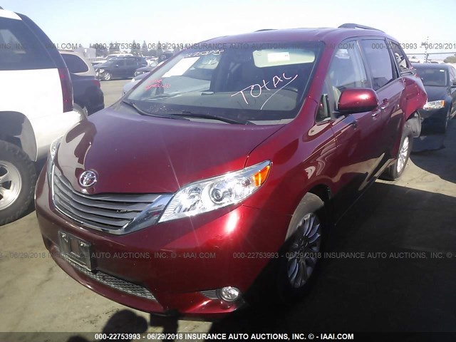 5TDYK3DC2FS593028 - 2015 TOYOTA SIENNA XLE/LIMITED RED photo 2