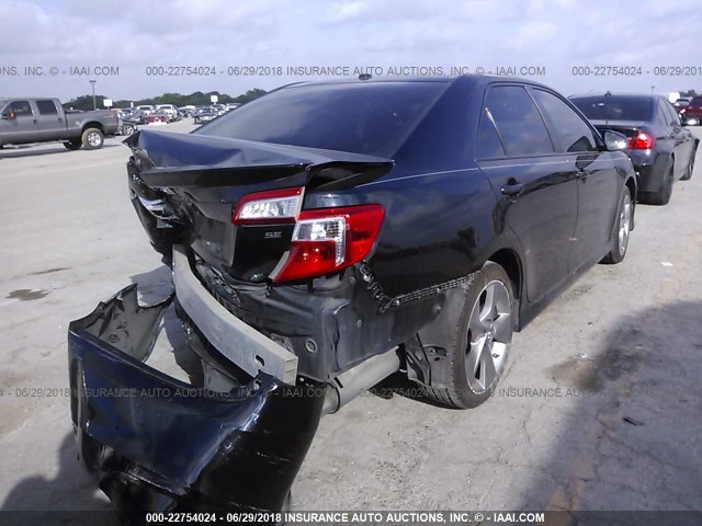 4T1BF1FK1CU158474 - 2012 TOYOTA CAMRY SE/LE/XLE შავი ფოტო 4