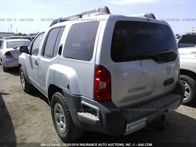 5N1AN0NU9BC509504 - 2011 NISSAN XTERRA OFF ROAD/S/SE SILVER photo 3