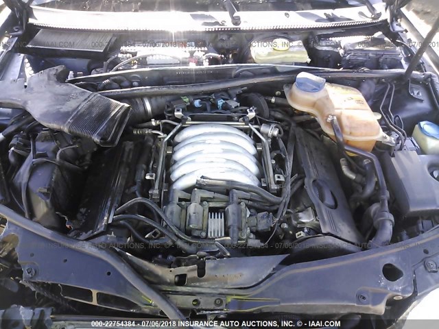 WVWRU63B65E051315 - 2005 VOLKSWAGEN PASSAT GLX 蓝色 照片 10