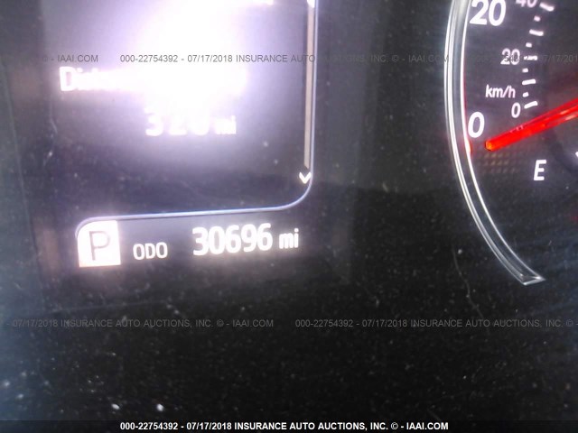 4T1BF1FK4HU666140 - 2017 TOYOTA CAMRY LE/XLE/SE/XSE GRAY photo 7