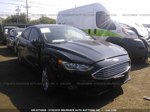 3FA6P0LU4HR301277 - 2017 FORD FUSION SE HYBRID BLACK photo 1