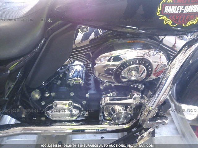 1HD1FMM18BB664002 - 2011 HARLEY-DAVIDSON FLHTP BLACK photo 8