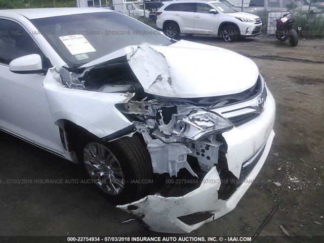 4T4BF1FK0ER415276 - 2014 TOYOTA CAMRY L/SE/LE/XLE 白色 照片 6