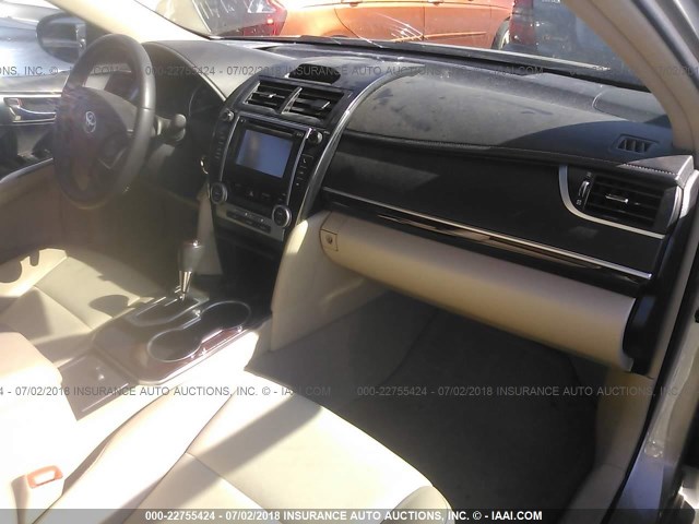 4T4BF1FK4ER343501 - 2014 TOYOTA CAMRY L/SE/LE/XLE Qızıl foto 5