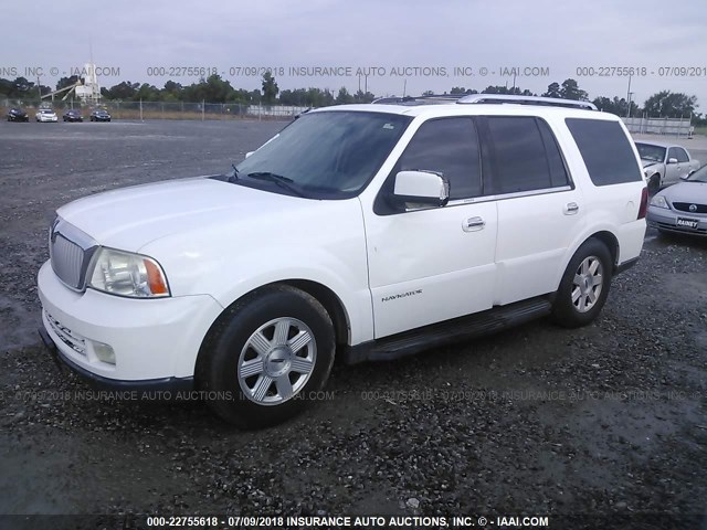 5LMFU28526LJ15242 - 2006 LINCOLN NAVIGATOR WHITE photo 2