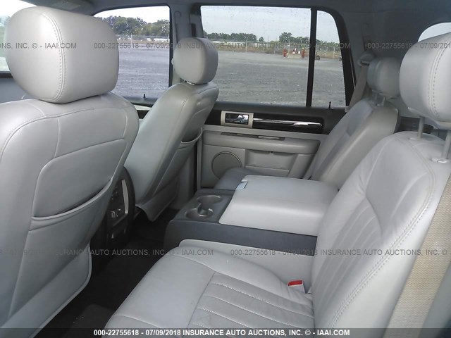 5LMFU28526LJ15242 - 2006 LINCOLN NAVIGATOR WHITE photo 8