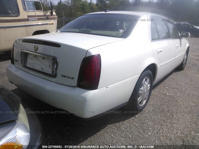 1G6KD54Y15U233138 - 2005 CADILLAC DEVILLE WHITE photo 4