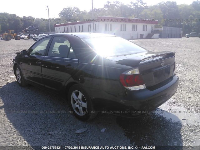 4T1BE32K75U033597 - 2005 TOYOTA CAMRY LE/XLE/SE 黑色 照片 3