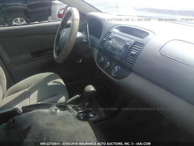 4T1BE32K55U559355 - 2005 TOYOTA CAMRY LE/XLE/SE 棕色 照片 5