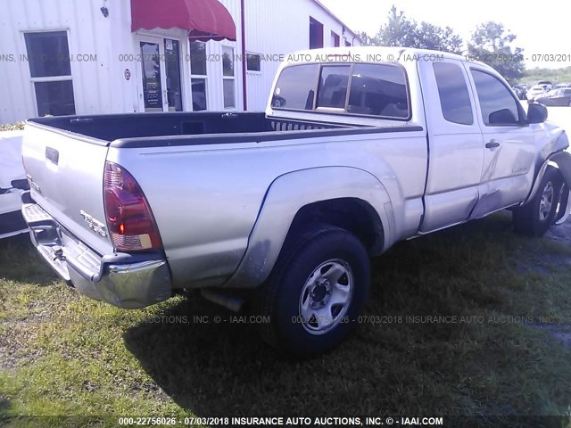 5TETU62N08Z488763 - 2008 TOYOTA TACOMA PRERUNNER ACCESS CAB SILVER photo 4