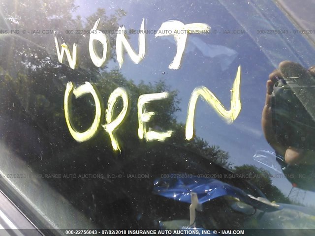 WVWRU63B45E063995 - 2005 VOLKSWAGEN PASSAT GLX 银色 照片 10