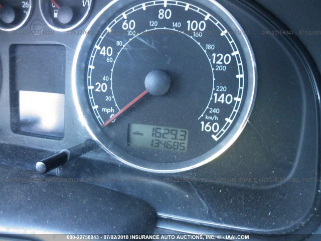 WVWRU63B45E063995 - 2005 VOLKSWAGEN PASSAT GLX 银色 照片 7