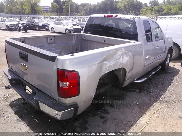 1GCEC29029Z142676 - 2009 CHEVROLET SILVERADO C1500 LT SILVER photo 4