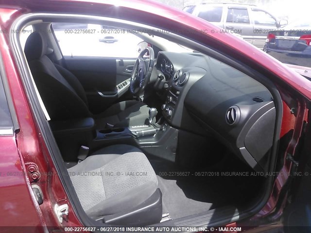 1G2ZJ57K794272340 - 2009 PONTIAC G6 BURGUNDY photo 5