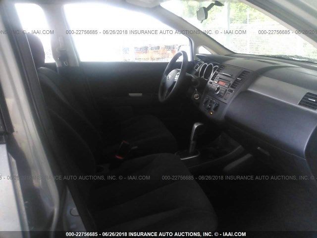 3N1BC1CP6CK247439 - 2012 NISSAN VERSA S/SL SILVER photo 5