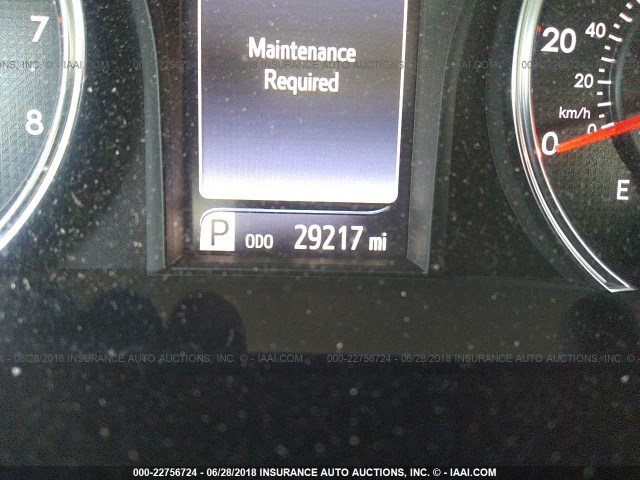 4T1BF1FK3HU751339 - 2017 TOYOTA CAMRY LE/XLE/SE/XSE WHITE photo 7