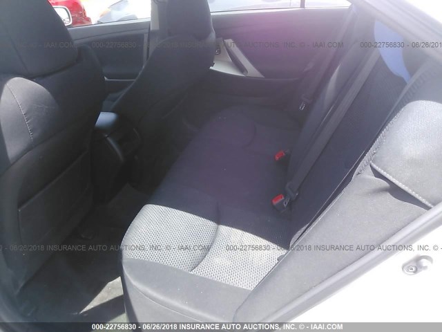 4T1BF3EK8BU119246 - 2011 TOYOTA CAMRY SE/LE/XLE SILVER photo 8