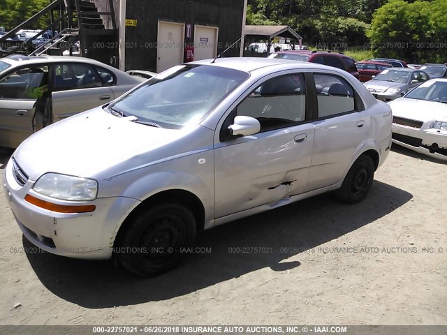 KL1TD56666B553489 - 2006 CHEVROLET AVEO LS SILVER photo 2