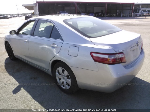 4T1BE46KX7U653363 - 2007 TOYOTA CAMRY NEW GENERAT CE/LE/XLE/SE SILVER photo 3