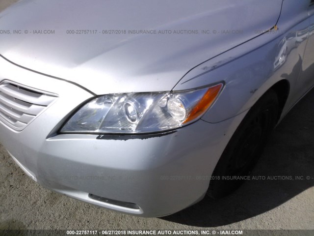 4T1BE46KX7U653363 - 2007 TOYOTA CAMRY NEW GENERAT CE/LE/XLE/SE SILVER photo 6