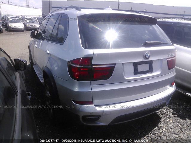 5UXZV8C52CL423324 - 2012 BMW X5 XDRIVE50I SILVER photo 3