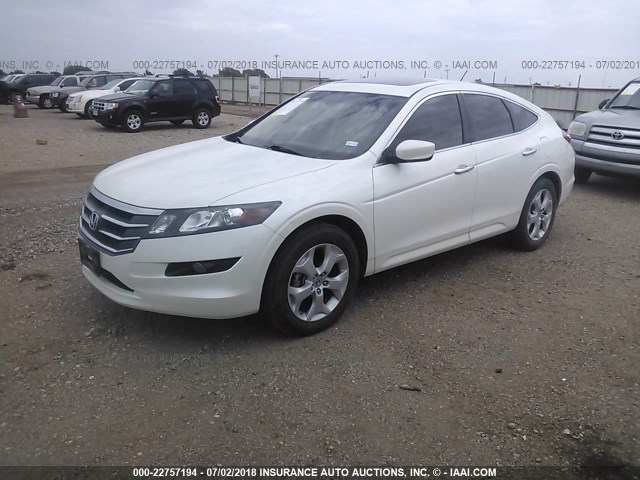 5J6TF2H59AL010589 - 2010 HONDA ACCORD CROSSTOUR EXL WHITE photo 2