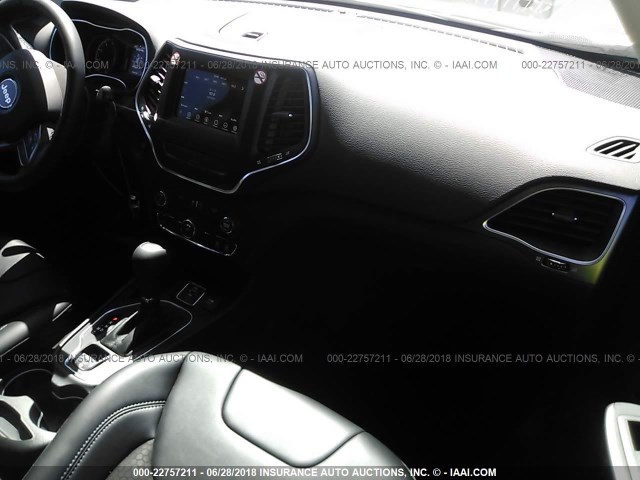 1C4PJLLB3KD154577 - 2019 JEEP CHEROKEE BLACK photo 5