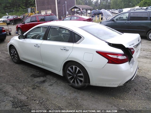 1N4AL3AP2HC164603 - 2017 NISSAN ALTIMA 2.5/S/SV/SL/SR WHITE photo 3