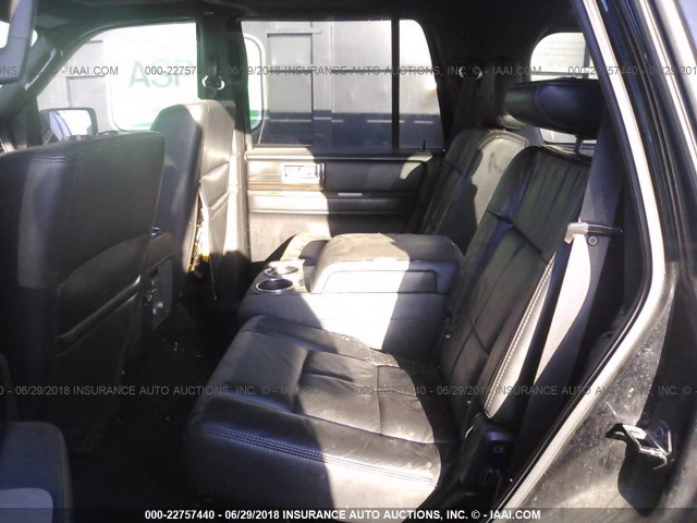 5LMFU27597LJ25737 - 2007 LINCOLN NAVIGATOR BLACK photo 8