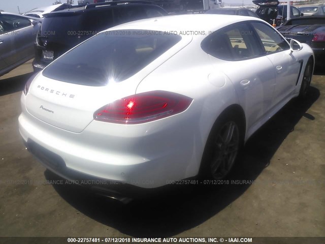 WP0AA2A71GL005824 - 2016 PORSCHE PANAMERA 2/4 WHITE photo 4