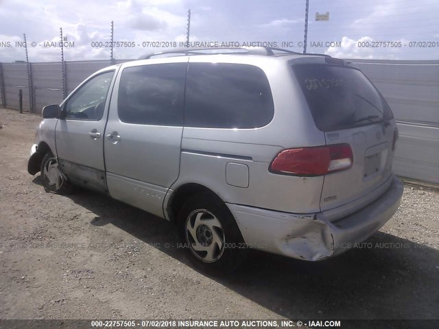 4T3ZF13C53U534290 - 2003 TOYOTA SIENNA LE/XLE SILVER photo 3