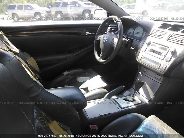 4T1CA30P34U020715 - 2004 TOYOTA CAMRY SOLARA SE/SLE Gümüş foto 5