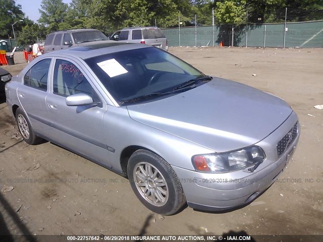 YV1RS64A042336002 - 2004 VOLVO S60 SILVER photo 1