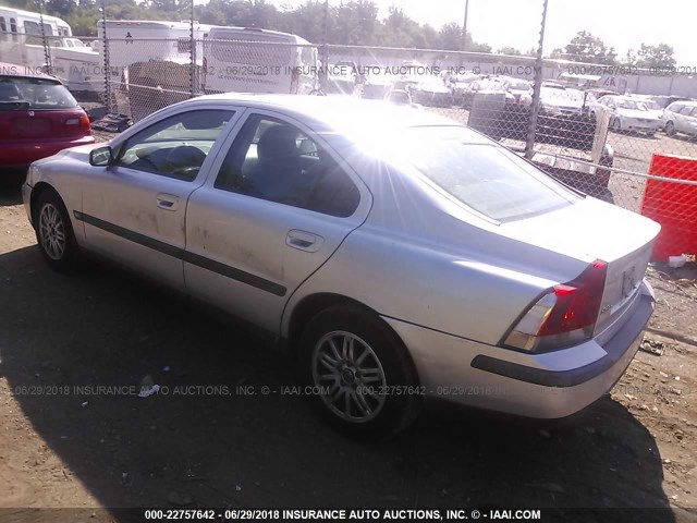 YV1RS64A042336002 - 2004 VOLVO S60 SILVER photo 3