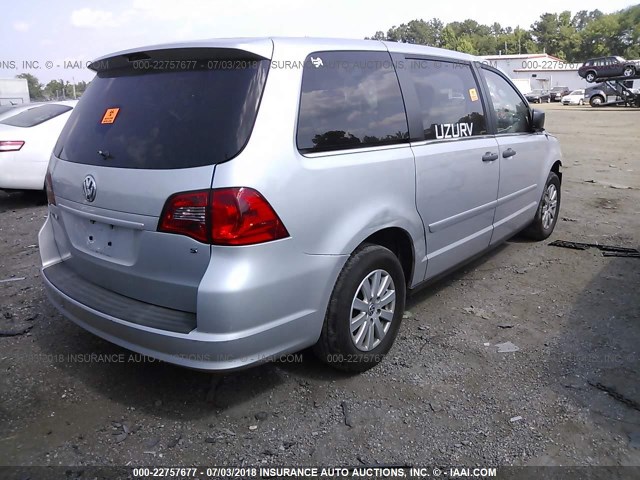 2V8HW44199R601376 - 2009 VOLKSWAGEN ROUTAN S SILVER photo 4