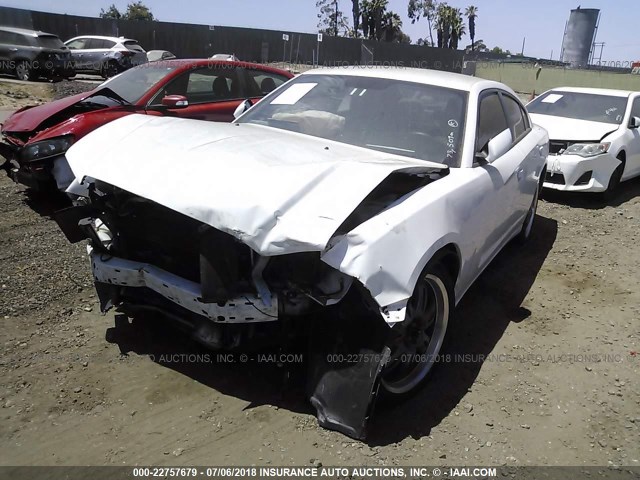 2C3CDXBGXCH161545 - 2012 DODGE CHARGER SE WHITE photo 2