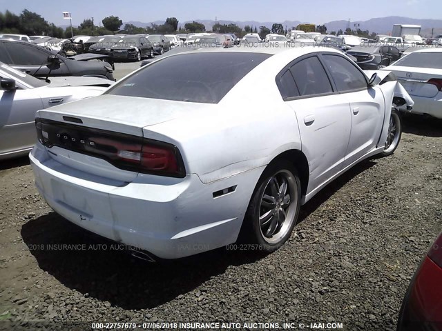 2C3CDXBGXCH161545 - 2012 DODGE CHARGER SE WHITE photo 4