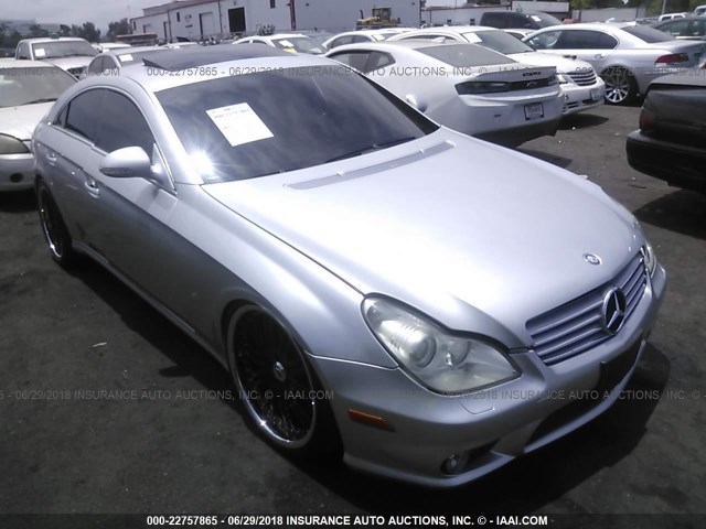 WDDDJ75X56A047952 - 2006 MERCEDES-BENZ CLS 500C SILVER photo 1