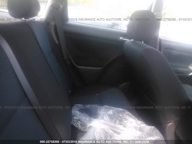 2T1KR32E35C335856 - 2005 TOYOTA COROLLA MATRIX XR SILVER photo 8
