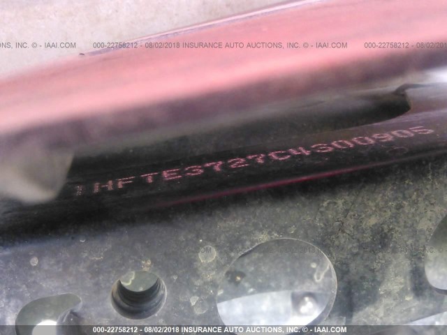 1HFTE3727C4300905 - 2012 HONDA TRX420 FPA RED photo 10