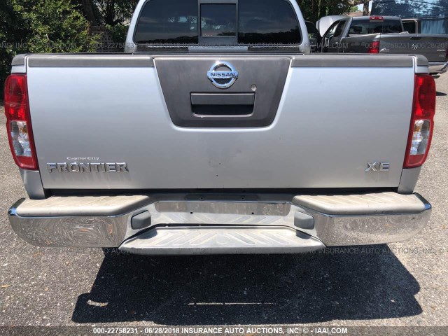 1N6BD06T86C401959 - 2006 NISSAN FRONTIER KING CAB XE SILVER photo 6